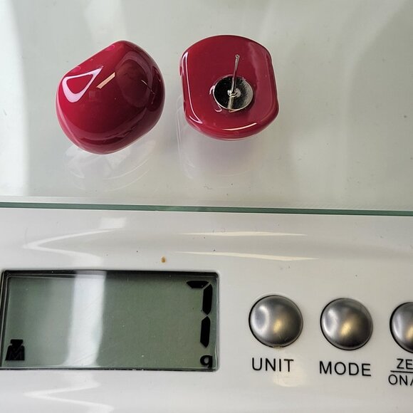 Pink Stud Earrings - Picture 6 of 7